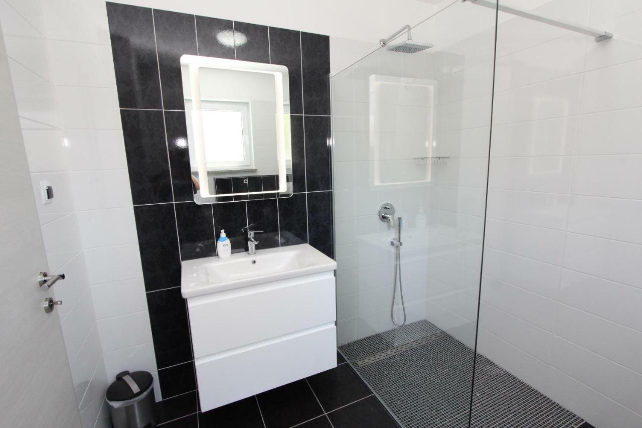 Apartment Karlo 2 Rovinj Luaran gambar